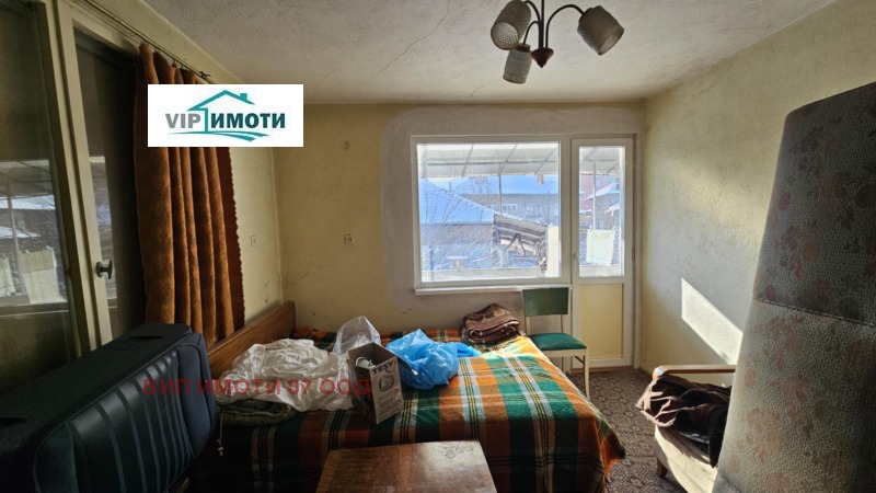 Продава ЕТАЖ ОТ КЪЩА, гр. Ловеч, Широк център, снимка 12 - Етаж от къща - 53149243