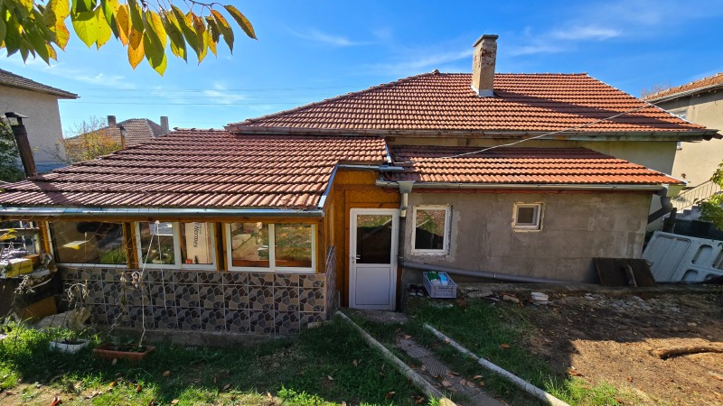 Till salu  Hus region Pernik , Kalistje , 90 kvm | 72257193 - bild [2]