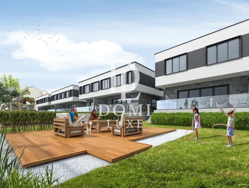 Продава  Къща, град Варна, м-т Прибой •  299 000 EUR • ID 47307847 — holmes.bg - [1] 