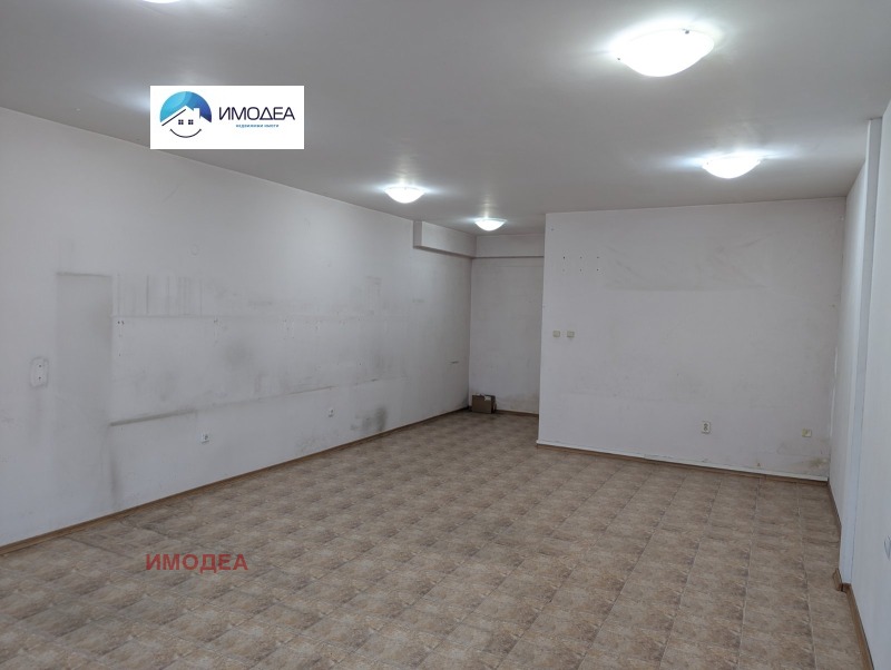 Продава МАГАЗИН, гр. Велико Търново, Акация, снимка 2 - Магазини - 52632697