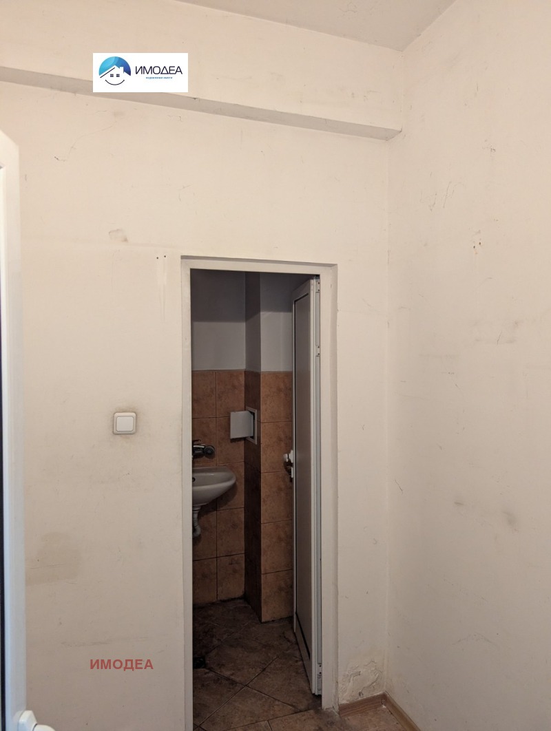 Продава МАГАЗИН, гр. Велико Търново, Акация, снимка 5 - Магазини - 52632697