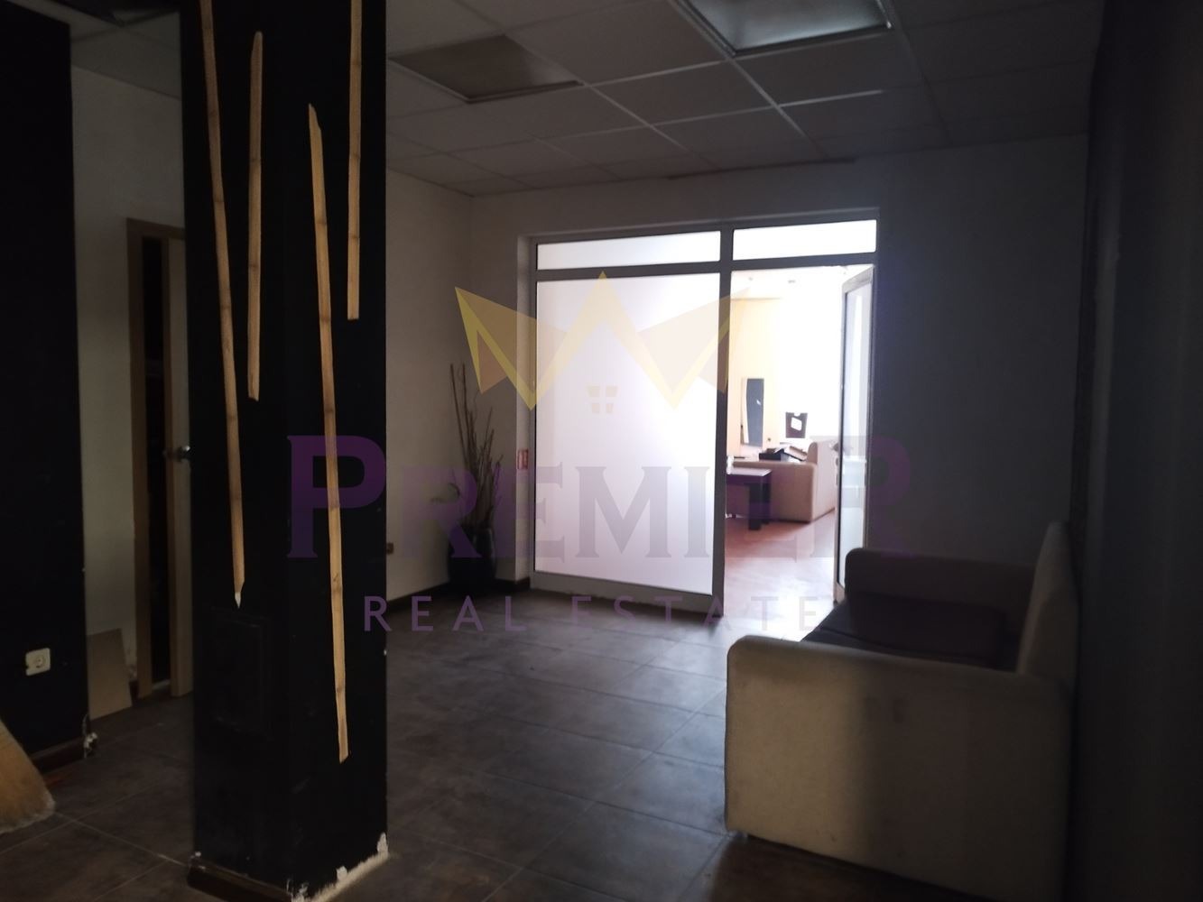 Продава ПРОМ. ПОМЕЩЕНИЕ | Imot.bg — изображение 4