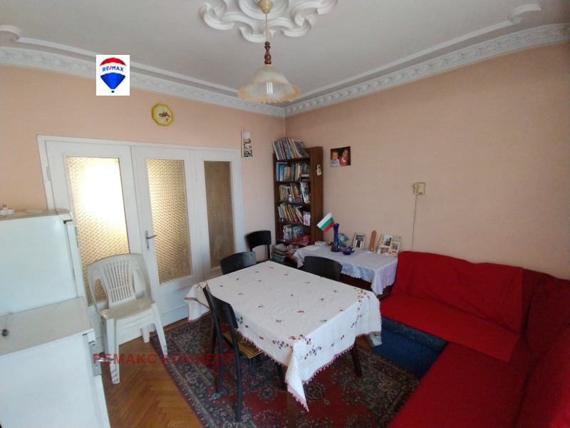Продава  Многостаен град Шумен , Дивизионна болница , 120 кв.м | 88709859 - изображение [2]