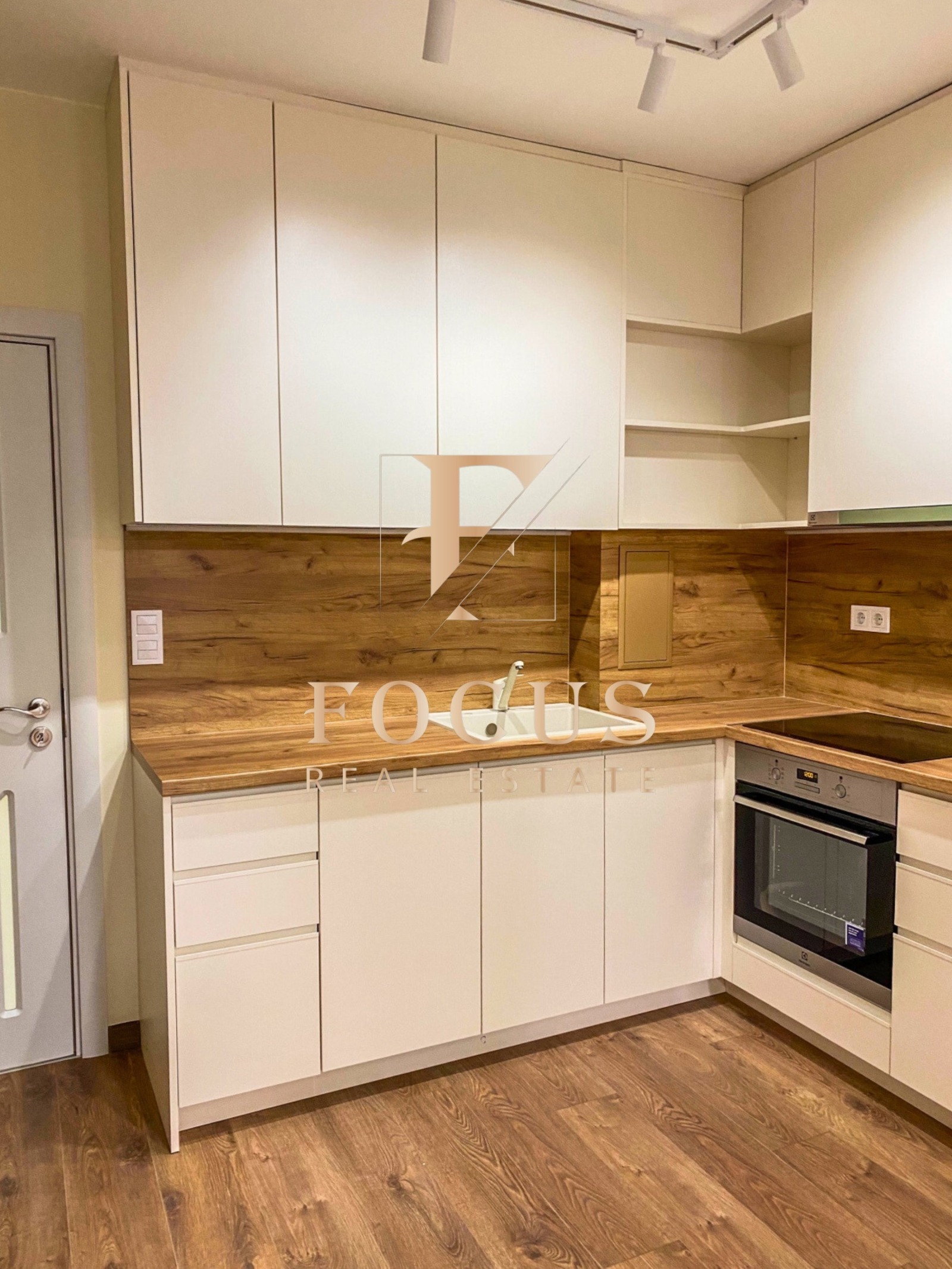 Продава 1-СТАЕН, гр. Пловдив, Христо Смирненски, снимка 3 - Апартаменти - 53770703