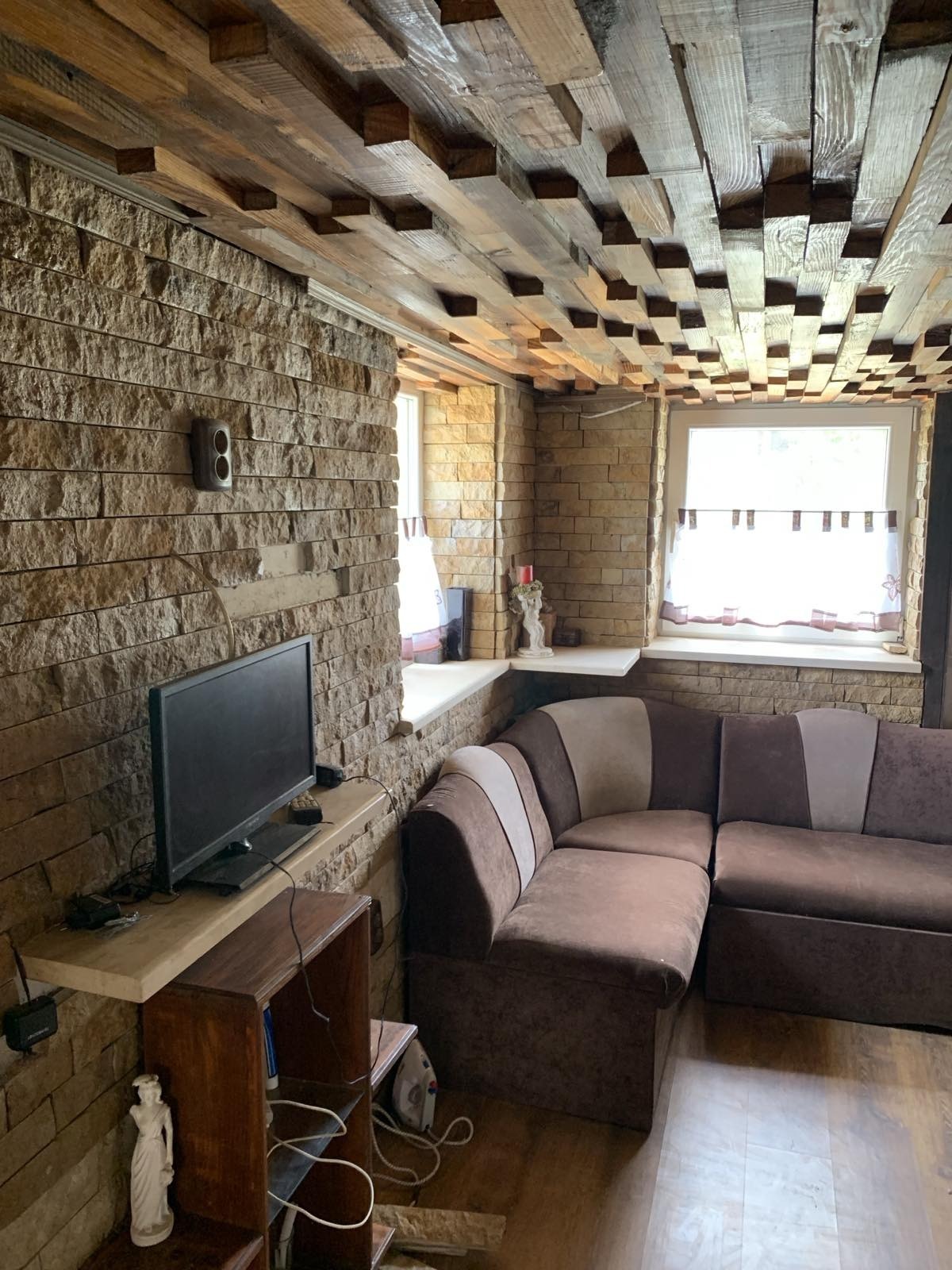 Продава КЪЩА, с. Гюешево, област Кюстендил, снимка 13 - Къщи - 54555473