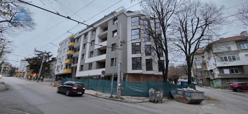 Продава  2-стаен град Плевен , 9-ти квартал , 76 кв.м | 79420485