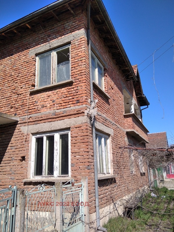 Продава  Къща област Враца , с. Хайредин , 136 кв.м | 26796501 - изображение [2]