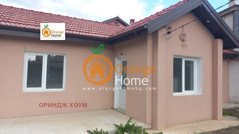 Продава КЪЩА, гр. Каварна, област Добрич, снимка 2 - Къщи - 52932631