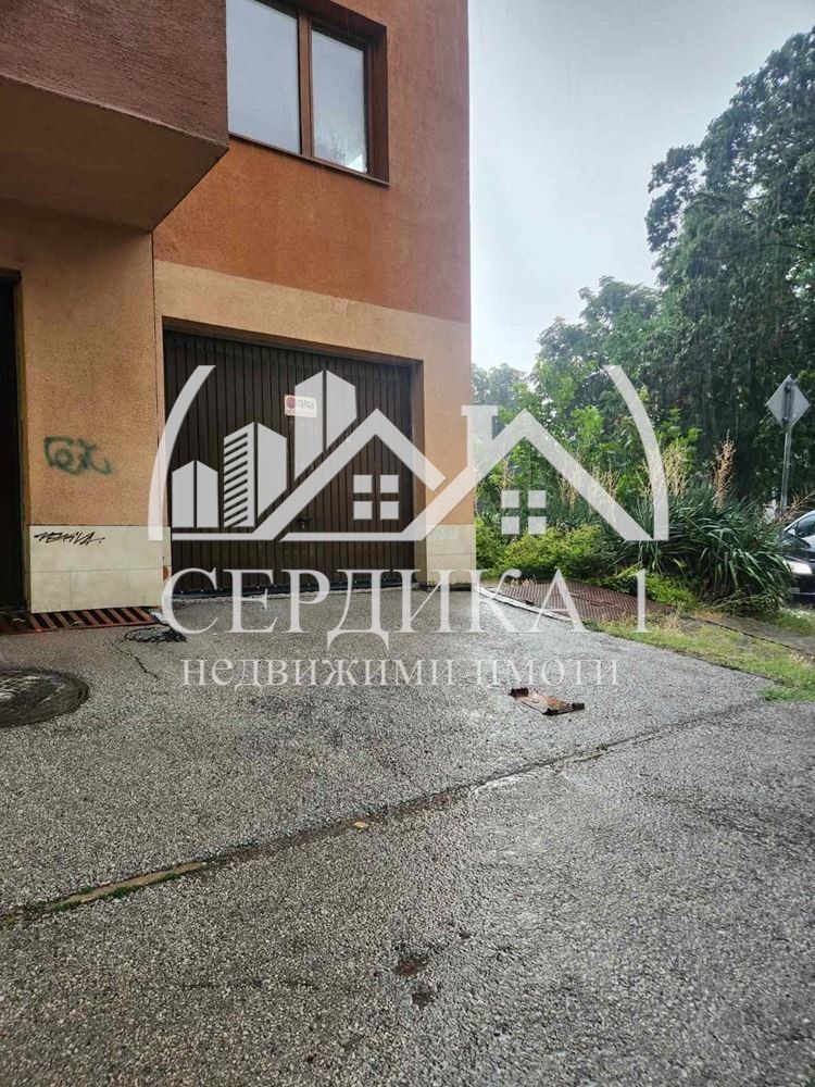 Продава ГАРАЖ, ПАРКОМЯСТО, гр. София, Западен парк