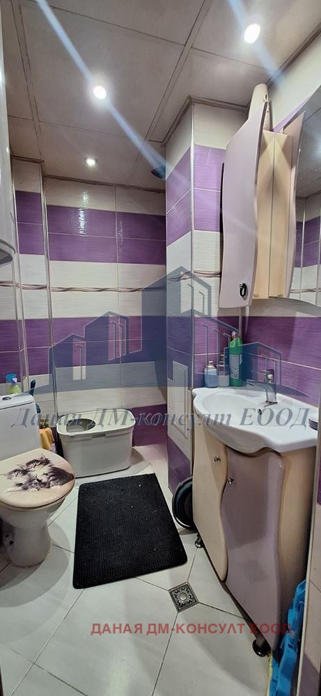 Продава 1-СТАЕН, гр. Шумен, Център, снимка 2 - Апартаменти - 52744977