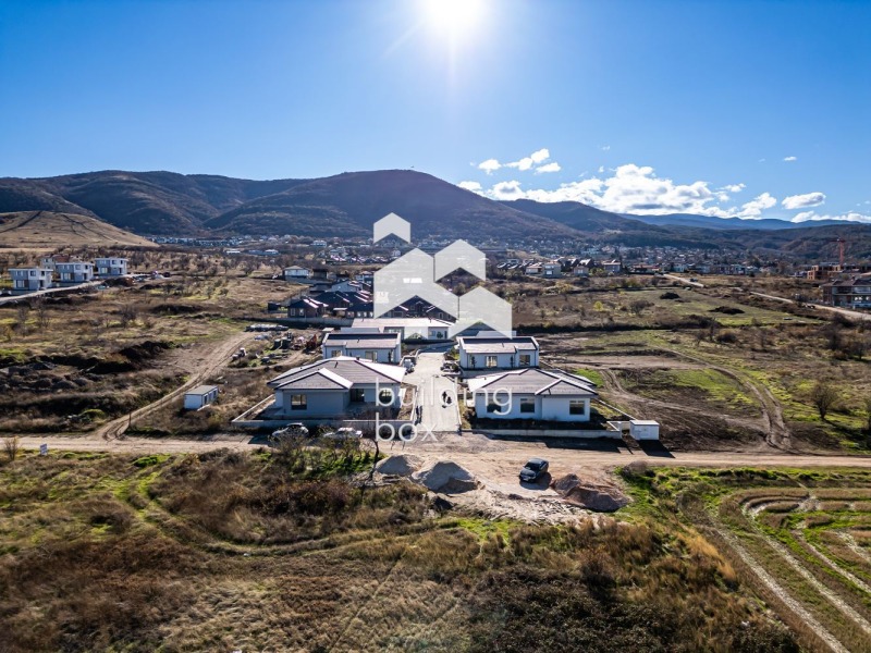 Продава КЪЩА, с. Марково, област Пловдив