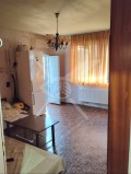 Продава ЕТАЖ ОТ КЪЩА, гр. Айтос, област Бургас, снимка 2