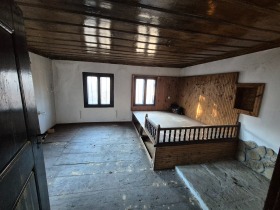 Hus Stansjov han, region Gabrovo 9