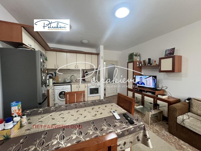 En venta  1 dormitorio Burgas , Izgrev , 64 metros cuadrados | 70623867 - imagen [3]