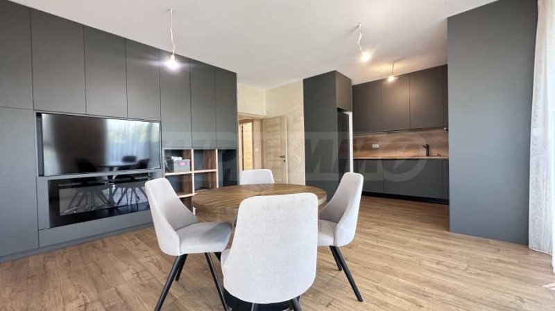 For Sale  2 bedroom Plovdiv , Mladezhki Halm , 105 sq.m | 19330815 - image [4]