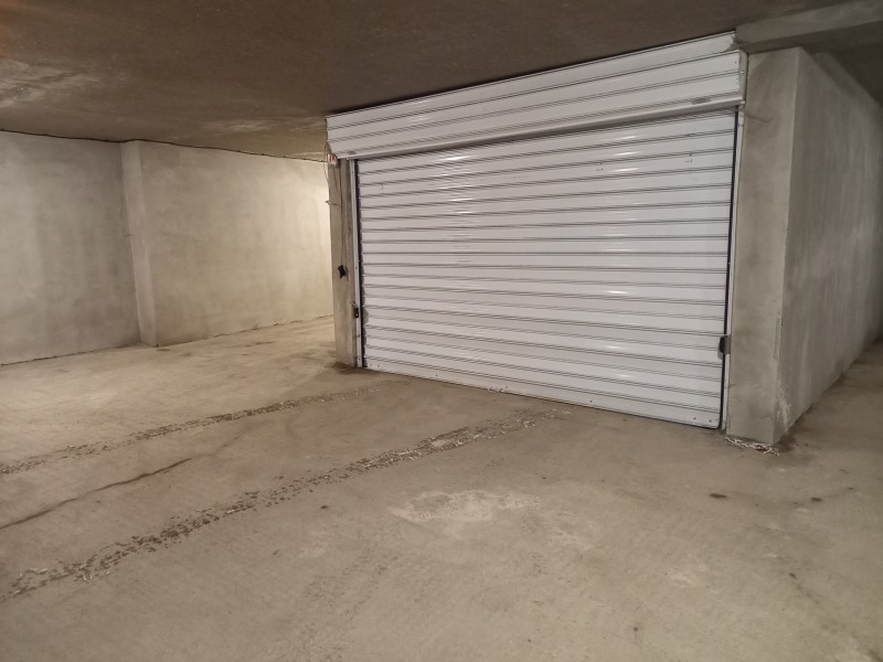 Продава ГАРАЖ, ПАРКОМЯСТО, град София, Център • 30000 € / 58674.90 лв. • 90451877 1