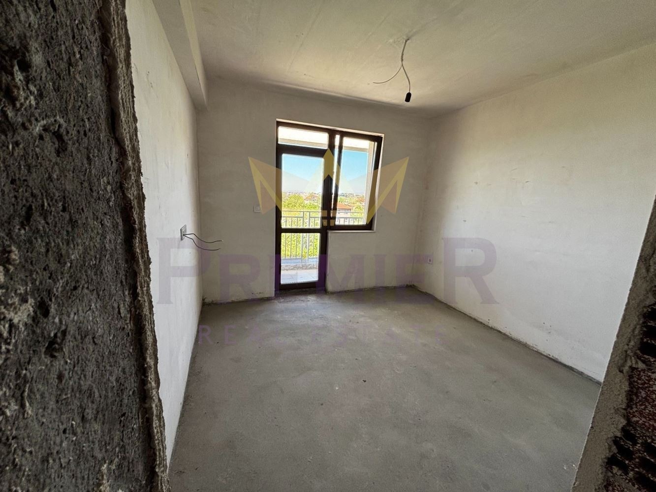 Продава 4-СТАЕН, гр. Пловдив, Остромила, снимка 3 - Апартаменти - 54600808
