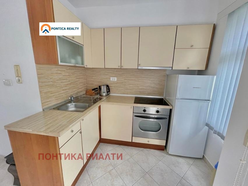 Продава ВИЛА, гр. Свети Влас, област Бургас, снимка 17 - Вили - 56075677
