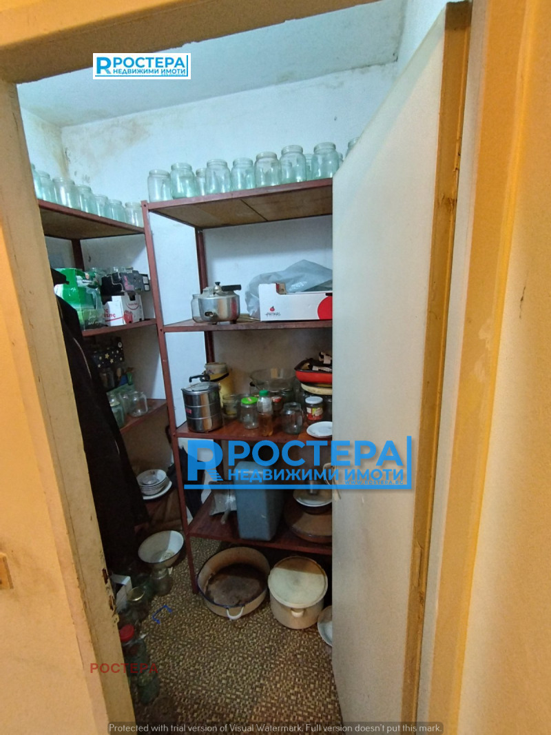 Продава 2-СТАЕН, гр. Търговище, Запад 3, снимка 16 - Апартаменти - 52425660