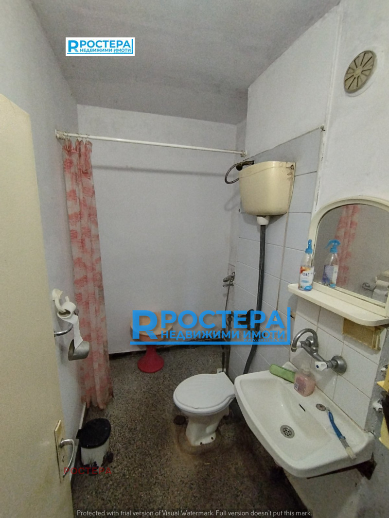 Продава 2-СТАЕН, гр. Търговище, Запад 3, снимка 17 - Апартаменти - 52425660