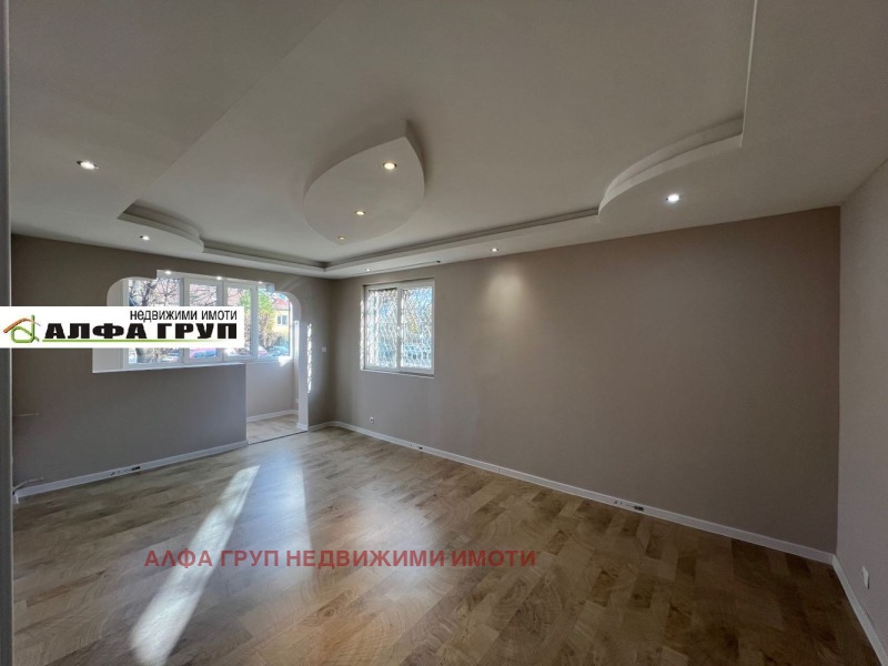 Продава 2-СТАЕН, гр. София, Света Троица, снимка 3 - Апартаменти - 52988397