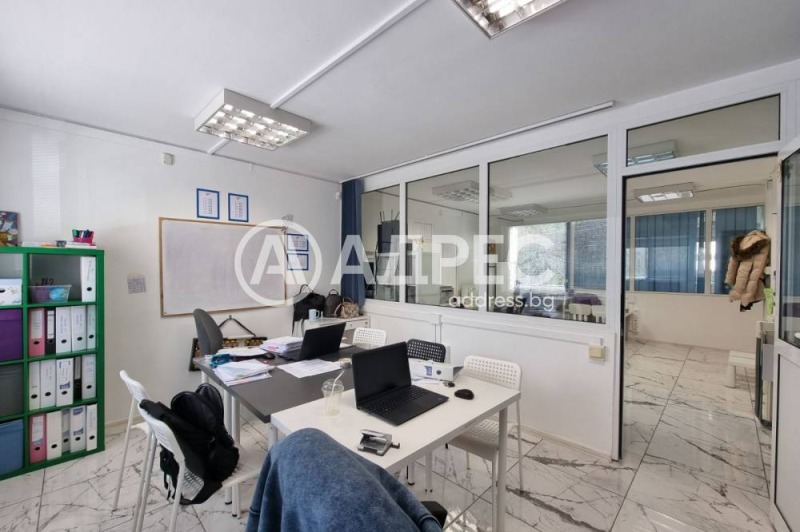 Satılık  3+ yatak odası Sofia , Strelbişe , 380 metrekare | 62030609 - görüntü [3]