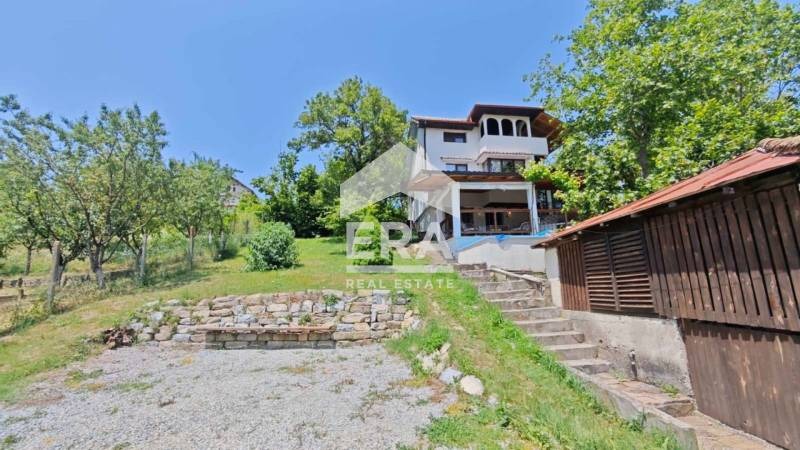 Продава  Къща град Търговище , Вилна зона , 110 кв.м | 95410700 - изображение [2]