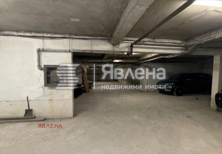 Продава ГАРАЖ, ПАРКОМЯСТО, гр. София, Люлин 8, снимка 3 - Гаражи и паркоместа - 55849490