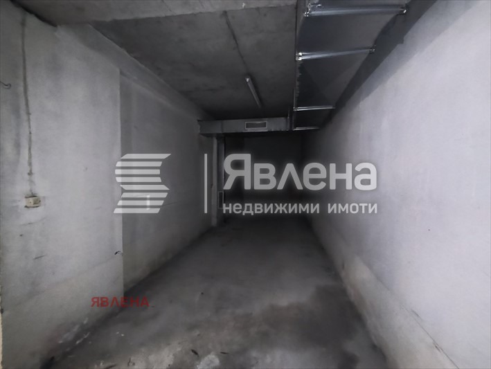 Продава ГАРАЖ, ПАРКОМЯСТО, гр. София, Люлин 8, снимка 2 - Гаражи и паркоместа - 55849490