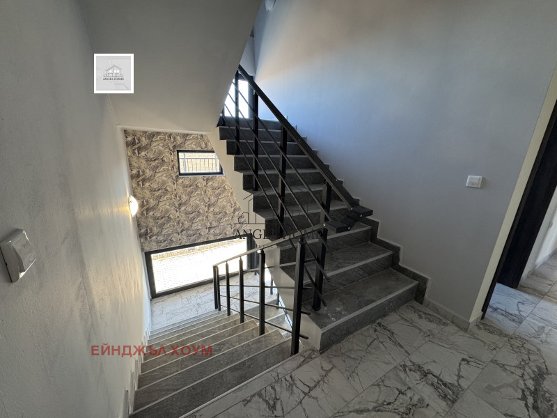 Продава ХОТЕЛ, с. Крумово, област Пловдив, снимка 13 - Хотели - 53273297