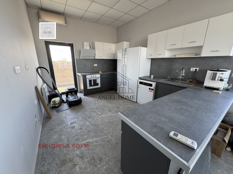 Продава ХОТЕЛ, с. Крумово, област Пловдив, снимка 14 - Хотели - 53273297