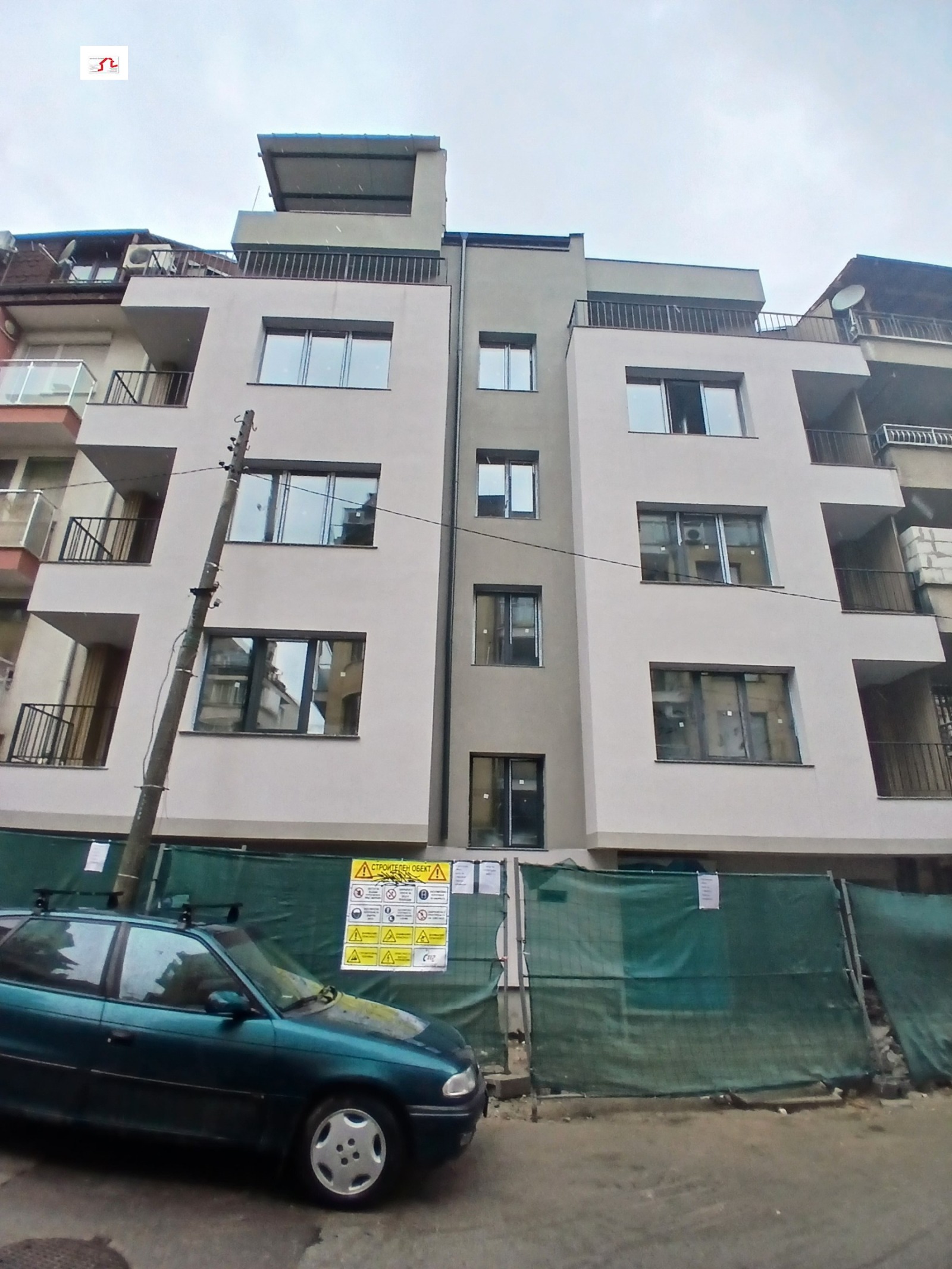 Продава МНОГОСТАЕН, гр. София, Редута, снимка 2 - Апартаменти - 54257825