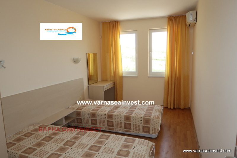 Продава  2-стаен област Добрич , с. Рогачево , 70 кв.м | 79680193 - изображение [7]