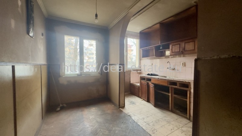 Продава 2-СТАЕН, гр. Благоевград, Еленово 1, снимка 5 - Апартаменти - 53123041