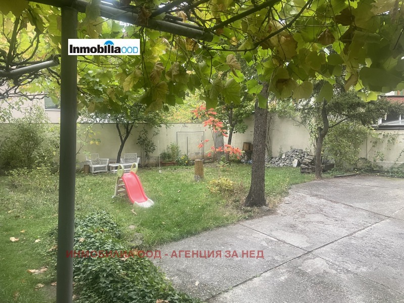 En venta  3 dormitorios Sofia , Reduta , 141 metros cuadrados | 53999642 - imagen [2]