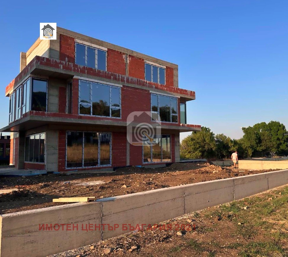 Продава КЪЩА, гр. София, с. Лозен, снимка 4 - Къщи - 53975822