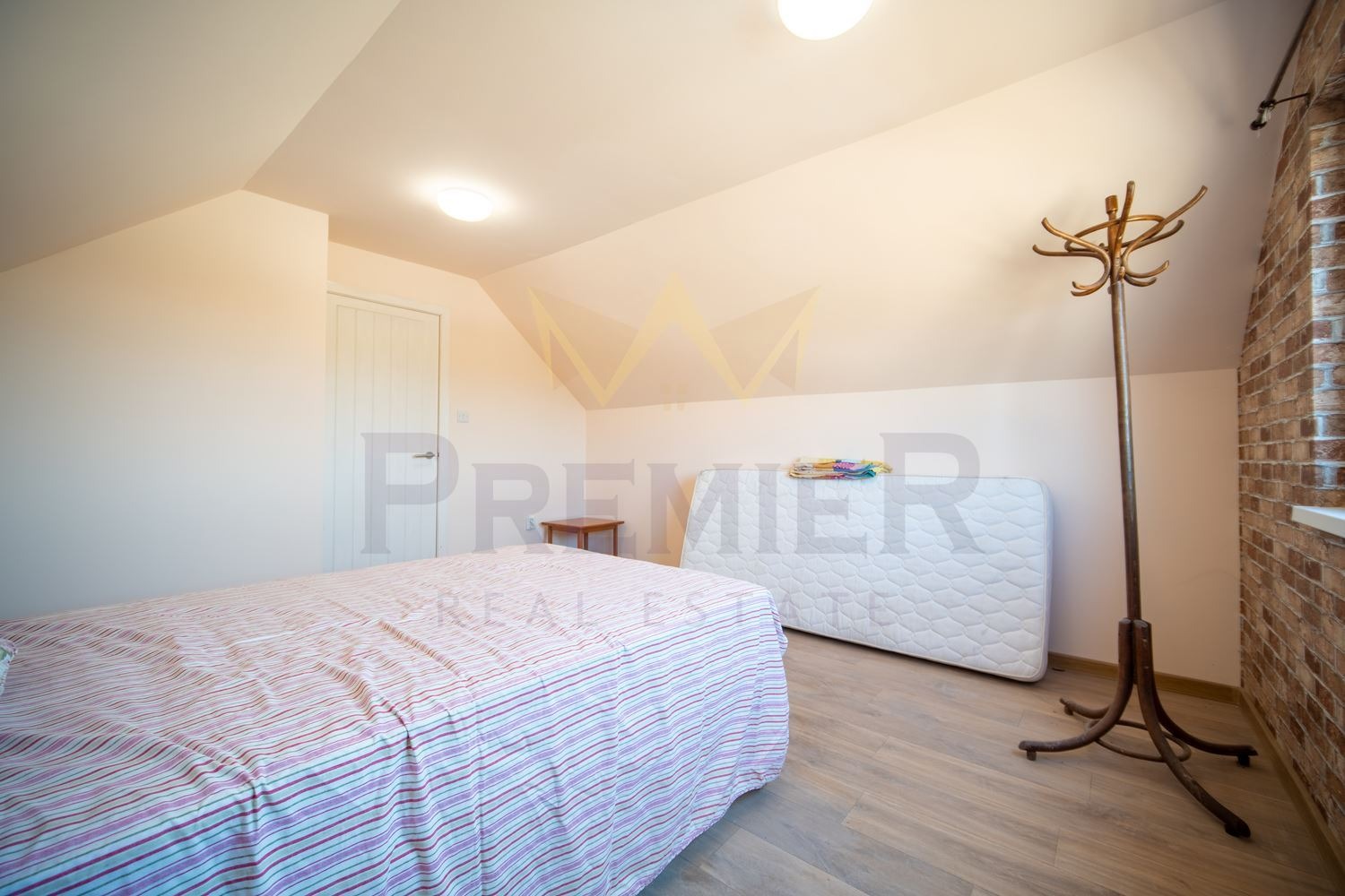 Продава КЪЩА | Imot.bg — изображение 16