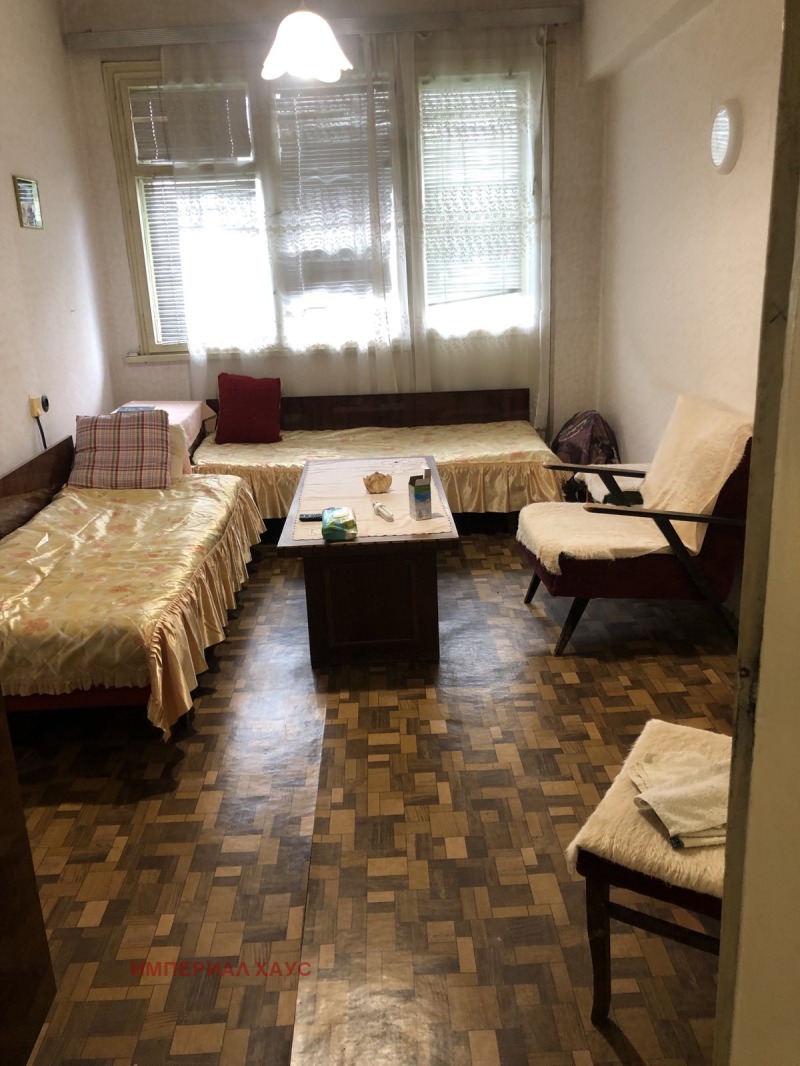 Продава  3-стаен град Хасково , Овчарски , 86 кв.м | 88034330