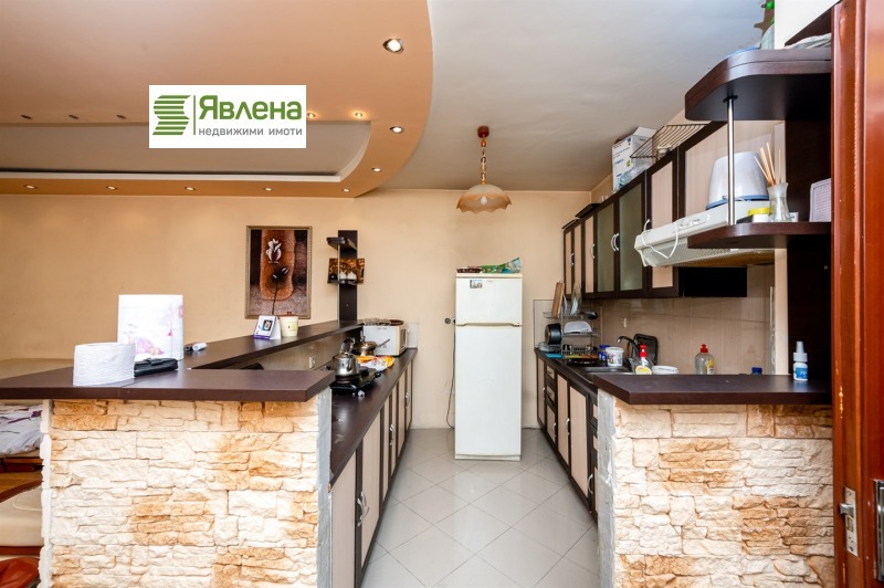 Продава 3-СТАЕН, гр. София, Света Троица, снимка 3 - Апартаменти - 53009501