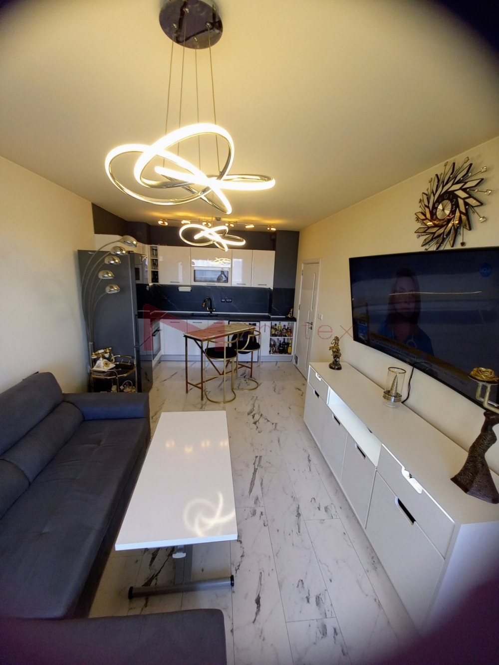 Продава 2-СТАЕН, гр. Варна, Гранд Мол, снимка 2 - Апартаменти - 51367254