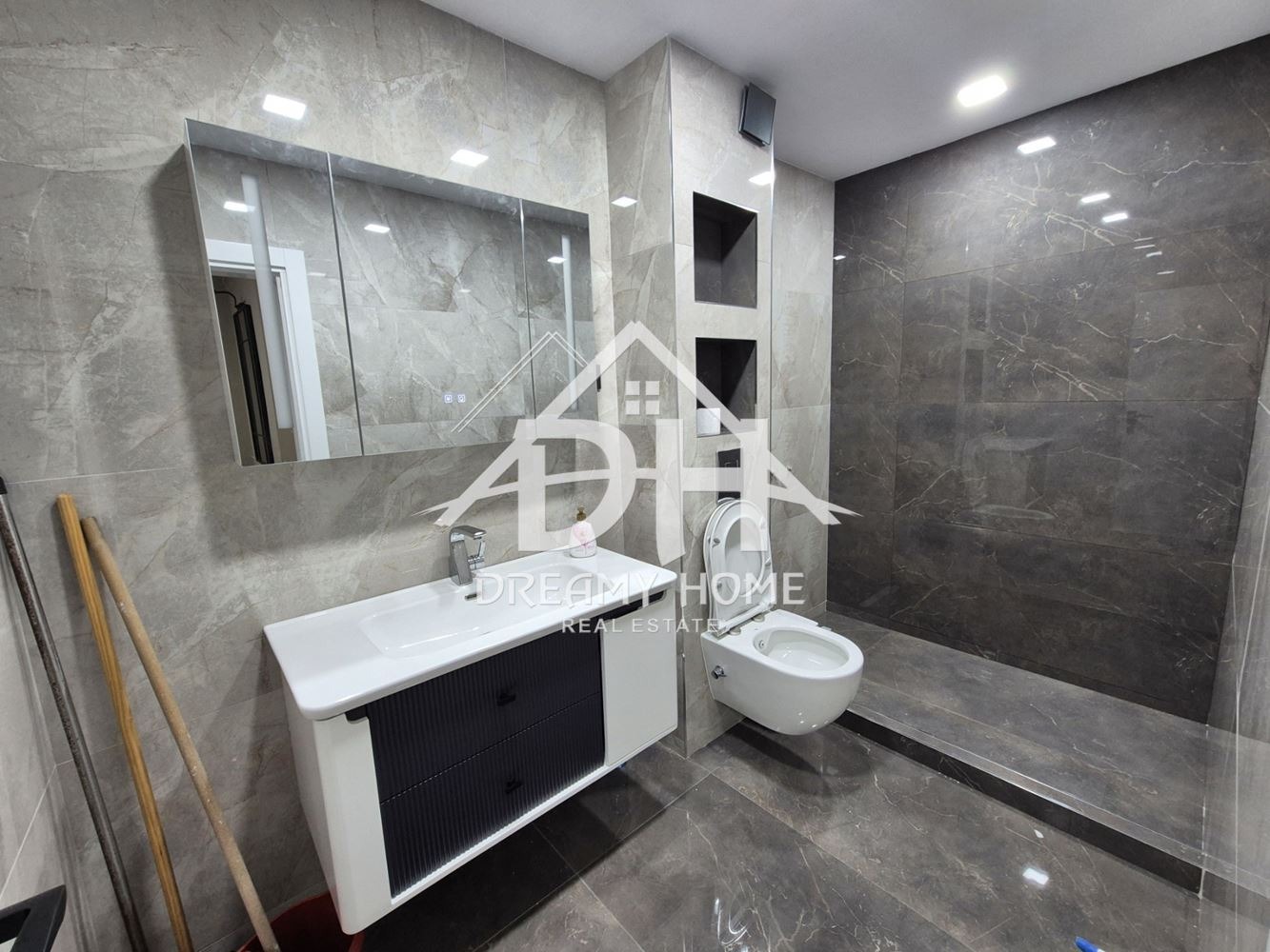 Продава 3-СТАЕН, гр. Кърджали, Център, снимка 8 - Апартаменти - 54505278