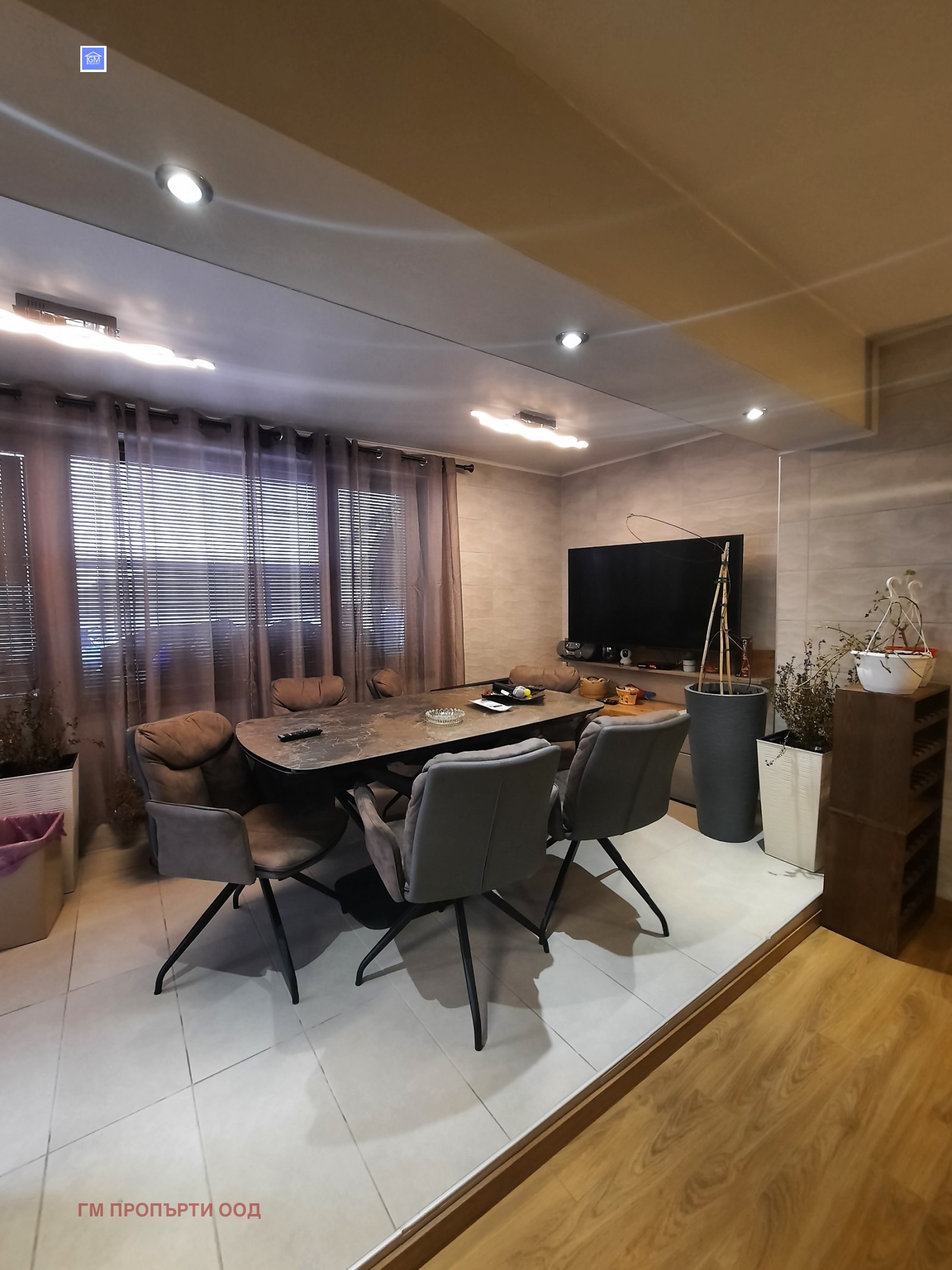 Продава КЪЩА, гр. Балчик, област Добрич, снимка 2 - Къщи - 51322593