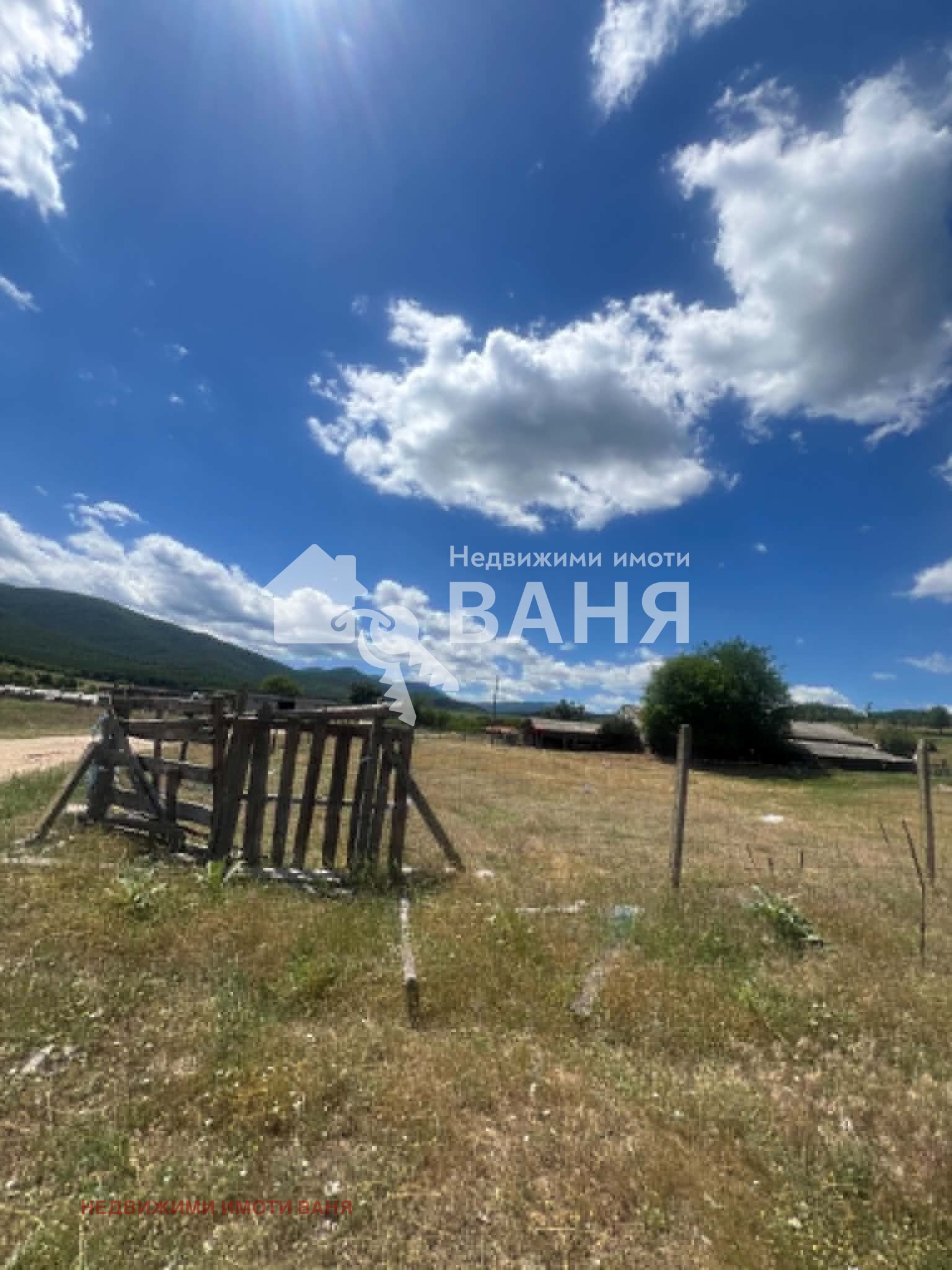 Продава КЪЩА, с. Климент, област Пловдив, снимка 3 - Къщи - 54917487
