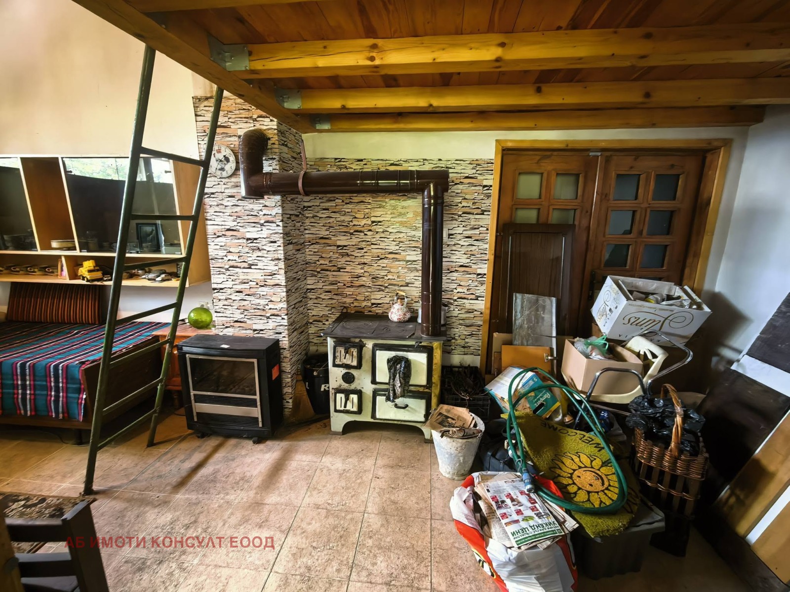 Продава КЪЩА, с. Чибаовци, област София област, снимка 16 - Къщи - 55629381