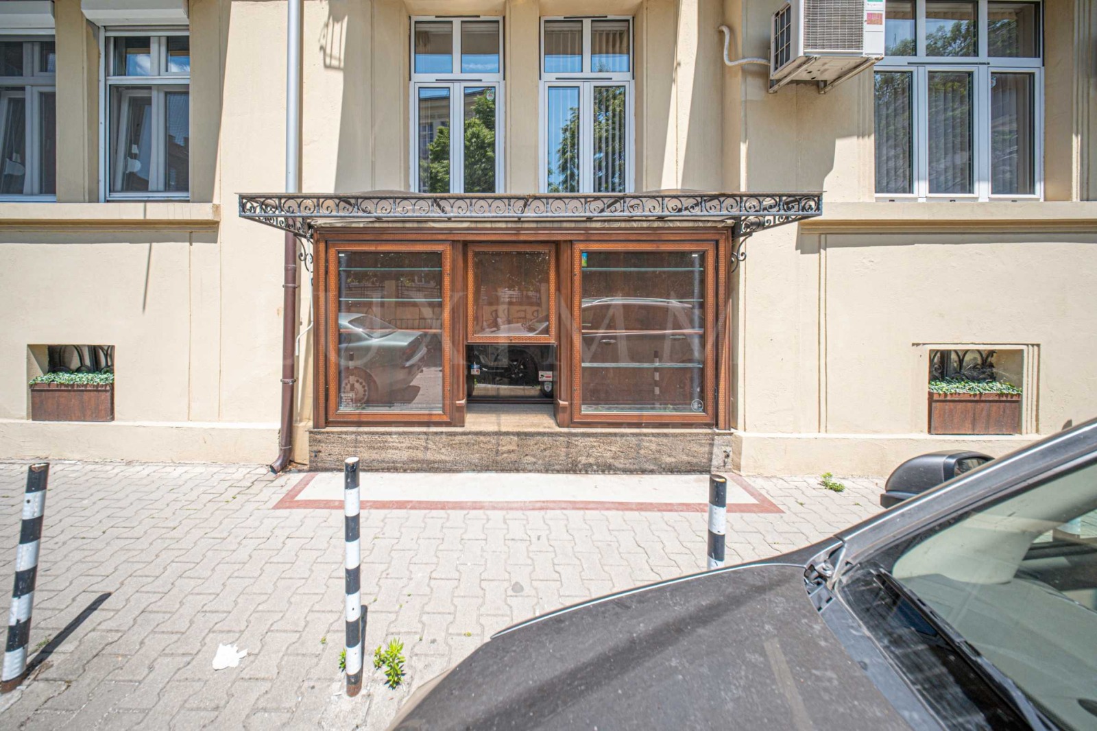 Продава МАГАЗИН, гр. София, Център, снимка 14 - Магазини - 55644894