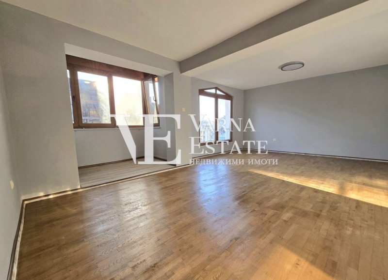 Продава 2-СТАЕН, гр. Варна, Зимно кино Тракия, снимка 4 - Апартаменти - 51903216