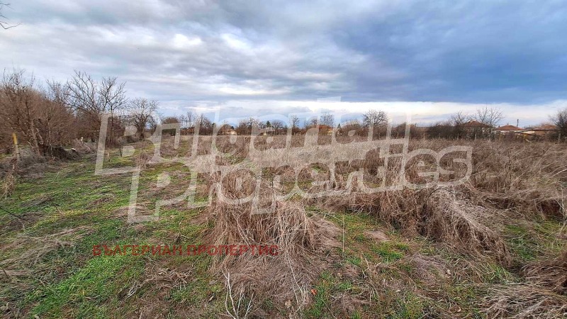 Продава ПАРЦЕЛ в област Пловдив, с. Ръжево Конаре - 2092 кв.м / 30 000 € » 58 674.90 лв., БЪЛГЕРИАН ПРОПЕРТИС