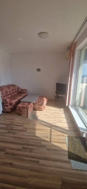 Продава  2-стаен град Бургас , Сарафово , 63 кв.м | 29464746 - изображение [2]