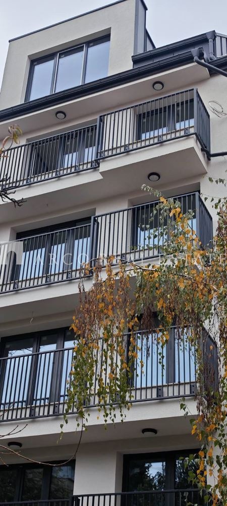 Продава 3-СТАЕН, гр. София, Център, снимка 2 - Апартаменти - 52463750