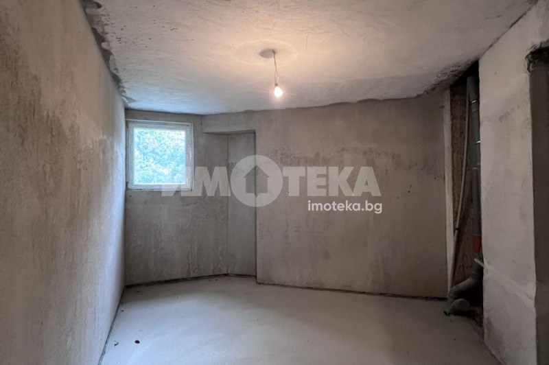 Till salu  3+ sovrum Sofia , Bojana , 262 kvm | 59670316 - bild [11]